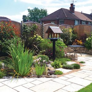Garden-with-matured-planting